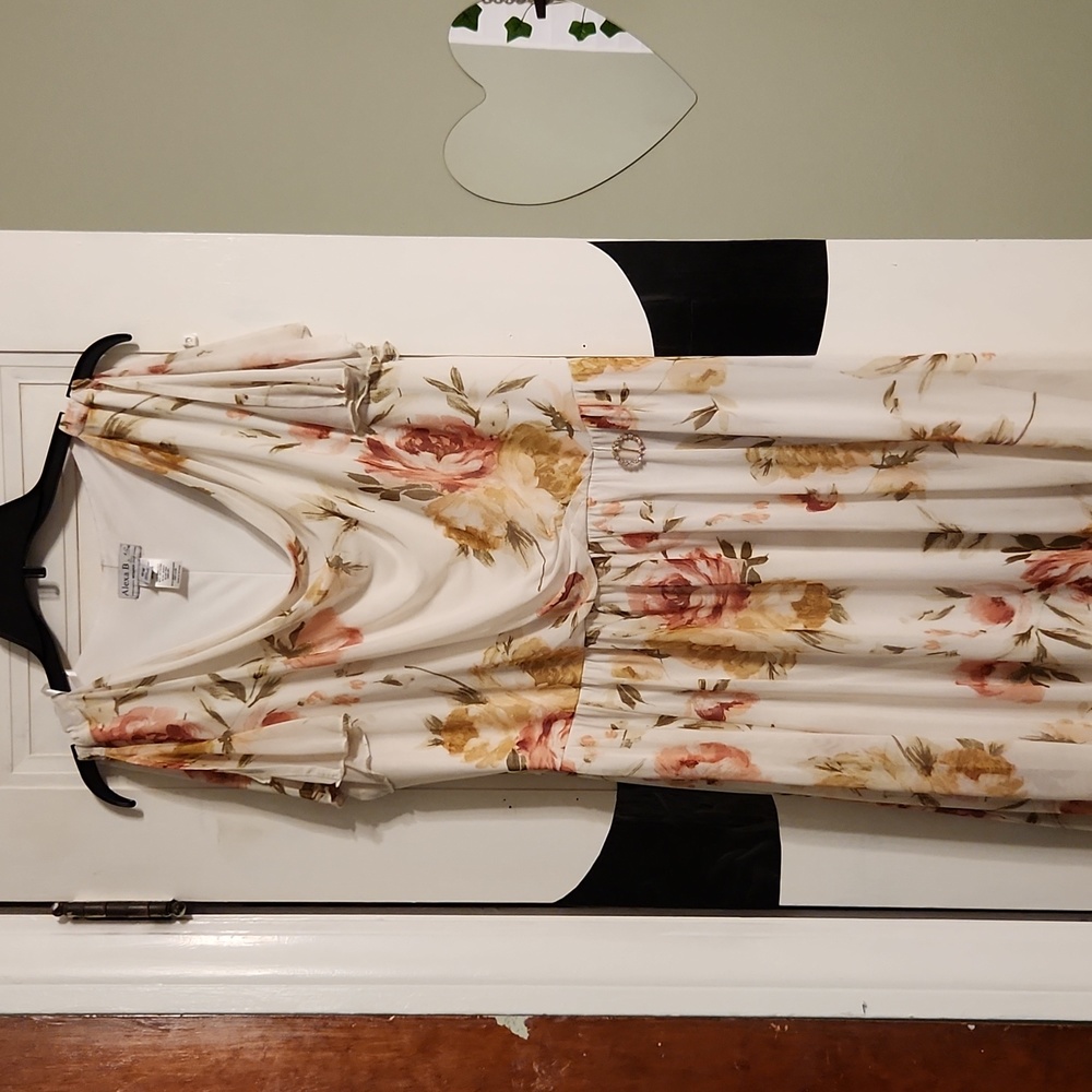 Maxi Flower Dress